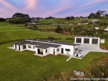 Luxury, Land & Lifestyle – This One Has It All!