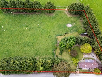 THE STABLES - HISTORIC CHARM MEETS MODERN OPPORTUN