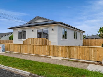 Easy Modern Living in Westown