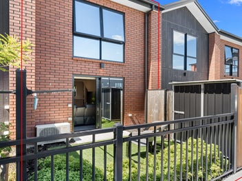 $449,000 We Are Seriously Selling!