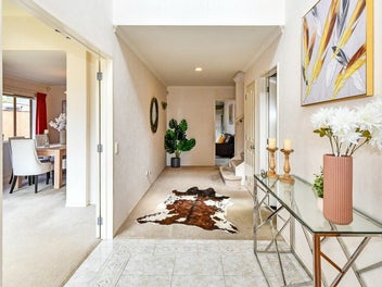 Exceptional location, Exceptional Value!