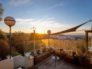 Grandstand Views Over Nelson