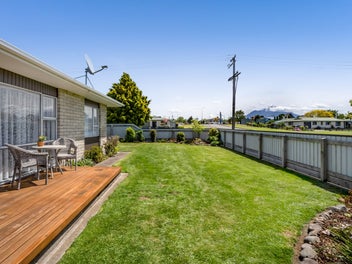 Sunshine, Security and Simple Living