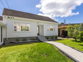 Entry Level in Grey Lynn