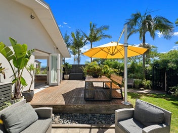 Seize this Summer steal!