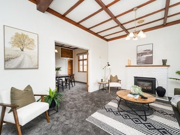 The Humble Bungalow & Central Convenience