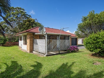 Low maintenance – move in ready.