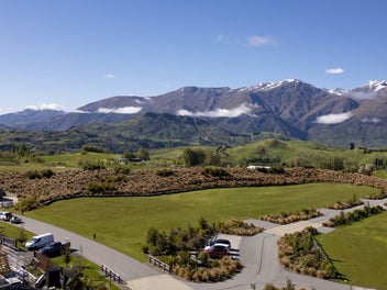 An Inspiring Setting for Your Dream Home