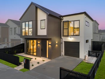 Urgent sale and present your offer.