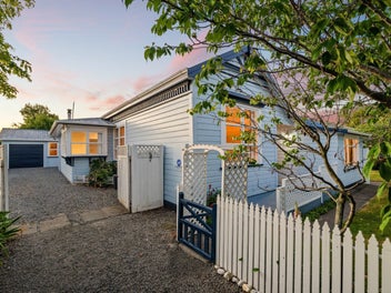 A home full of potential - Estate sale