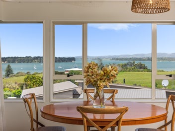 Elegantly Decorated Home With Iconic Views