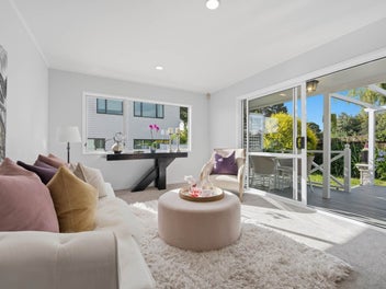 Appealing Remuera Garden Home Opposite Golf