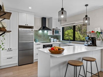 Like New Living - Renovated and Ready for Summer!