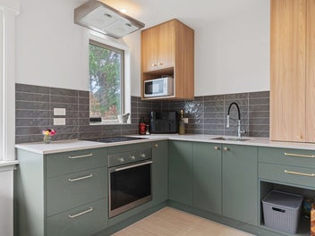 Entry level gem, must go city calls