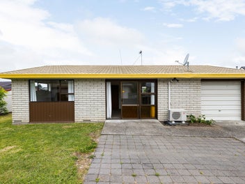 Must Sell - Be In For Christmas