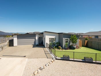 Smart Buying on Cranford Road - Must be Sold!