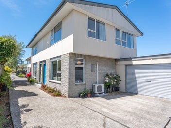 Owners upsizing must be sold