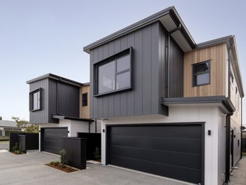 Luxury, Location, Lifestyle Brand new in Bethlehem