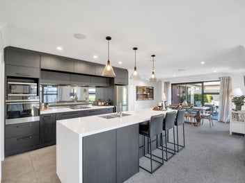 Luxury Living in a Peaceful Setting