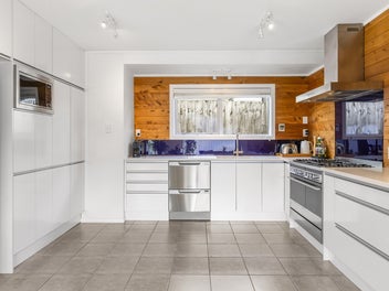 Motivated Sellers - Exceptional Buying