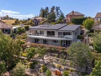 Stunning Home - Marlborough Golf Course/Fairhall