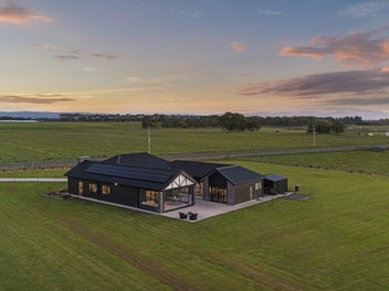 Modern Rural Living at Its Finest