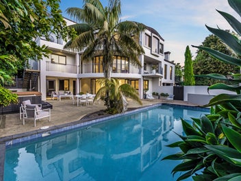 500sqm of Solid Concrete Luxury Home.