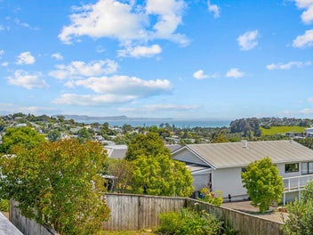 All Day Sun & Sea Views