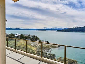 Develop, Demolish or Do-up - Vendor Wants Out!