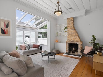 LAST CHANCE! North facing & in EGGS zone