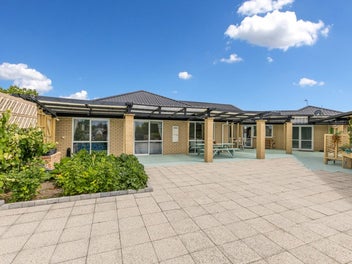 LOW MAINTENANCE LIVING