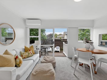 Set the Kids up with a Glendowie Address!