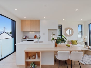 Vendor Says Sell-Your Gain,Their Loss!