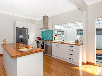 Low Maintenance - Modern Charm