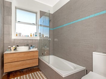 Sun-Soaked Home Just Minutes From The Beach!