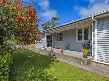Owners Off to Australia - First home opportunity