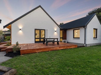 Final Week! - Must Be Sold!