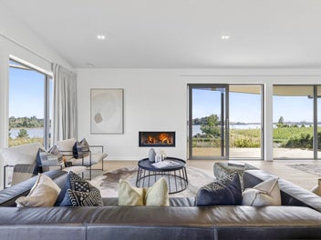 Architectural waterfront luxury on 5.01 hectares