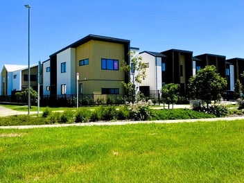 Homestar 6 with Space, Peace, Views & Schools