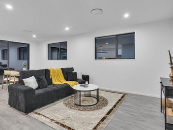 Must Sell, All Offers Presented!!!