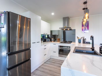 Modern, easy-care living