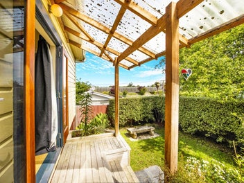 Warm, Welcoming & Instantly Feels Like Home