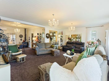 HARD TO FIND - EASY TO LOVE!