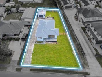 3 BEDROOMS ON 612 sqm – FULLY RENOVATED