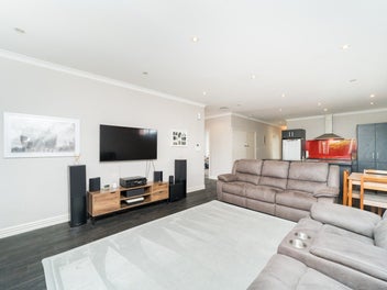 FANTASTIC LOCATION NEAR HOKOWHITU