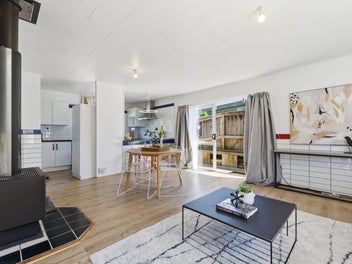 Location, Lifestyle & Easy Living