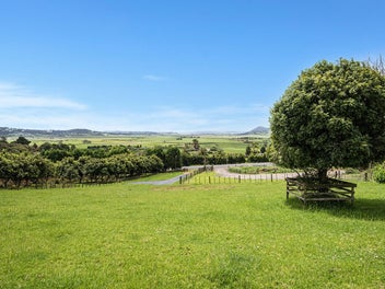 3,522 sqm Lifestyle Block - No Covenants