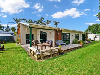 Hot property - Matapouri Bay