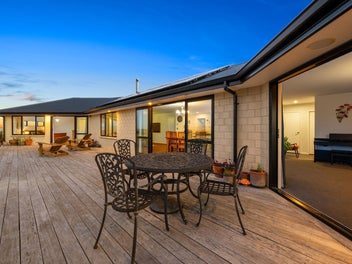 Vendors Are Serious - Bring All Offers