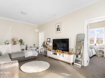 Dual-Dwelling Property!